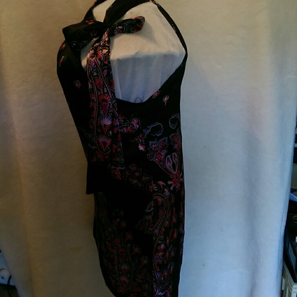 Dress - Picture 4 of 8